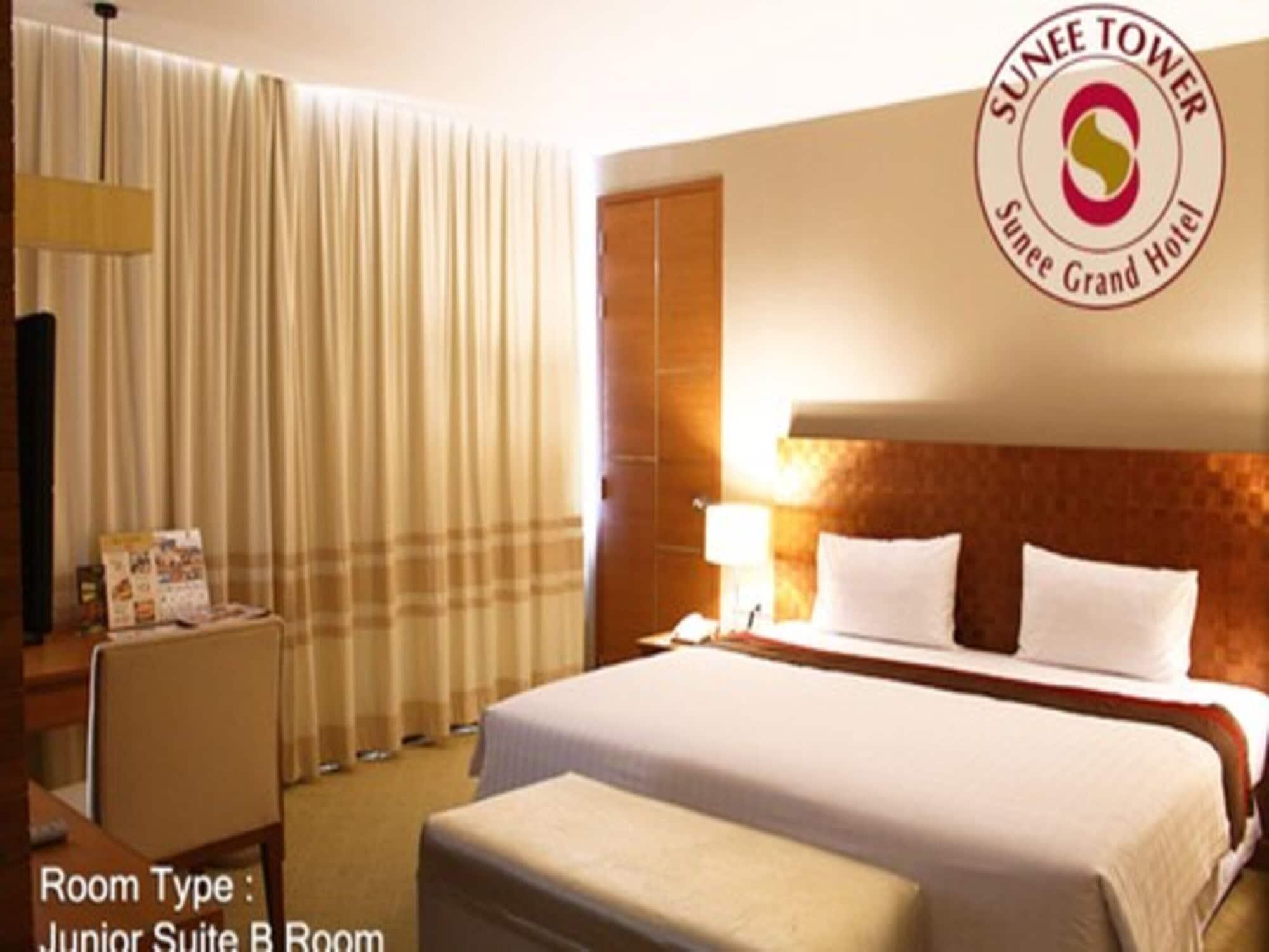 Sunee Grand Hotel And Convention Center Ubon Ratchathani Luaran gambar